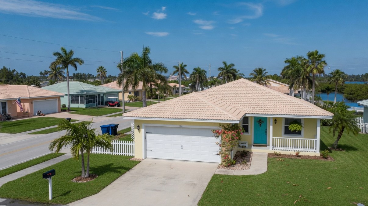 Garage Door Repair in Lithia, FL