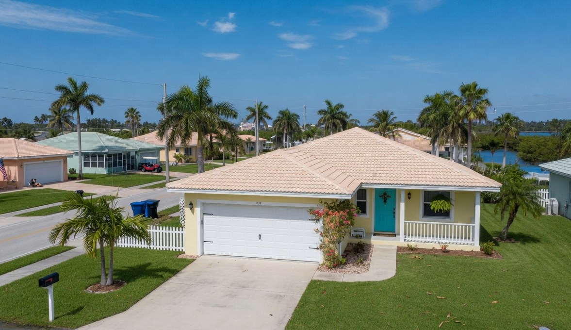 Garage Door Repair in Largo, FL